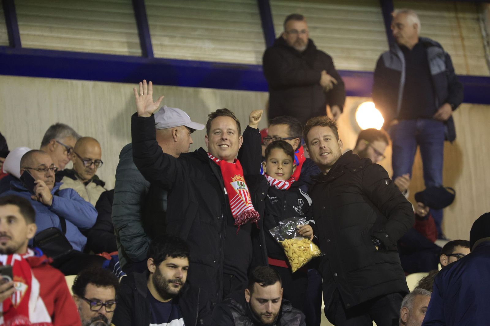 Búscate en el Nuevo Mirador durante el Algeciras - Sevilla Atlético de Primera Federación