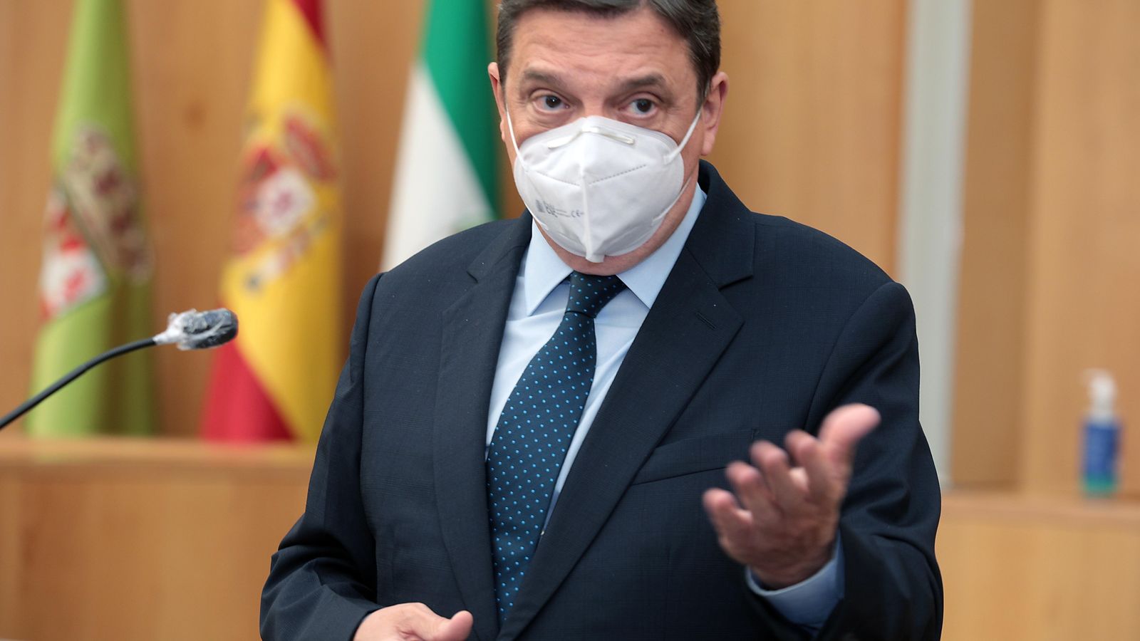 El ministro Luis Planas, en la Diputación de Granada.