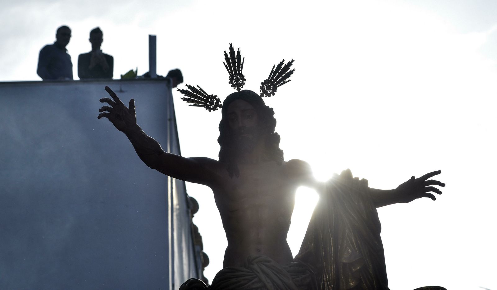 Las procesiones del Domingo de Resurrección en Sevilla.
