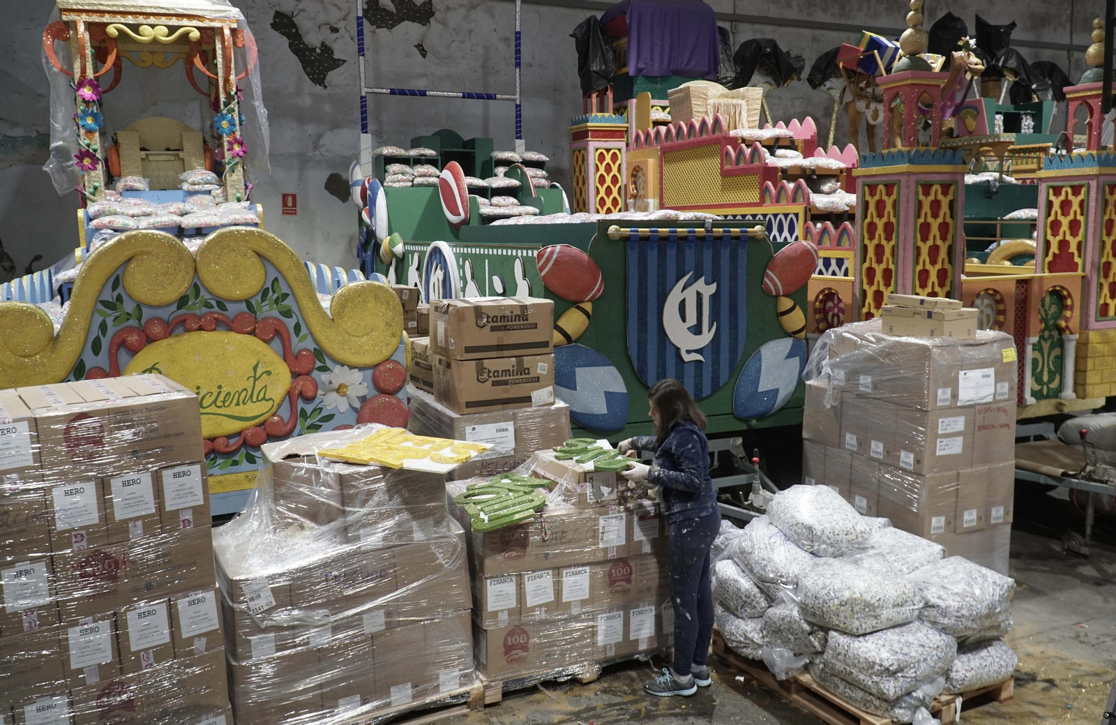 Así se construye la Cabalgata de Reyes Magos de Sevilla 2022