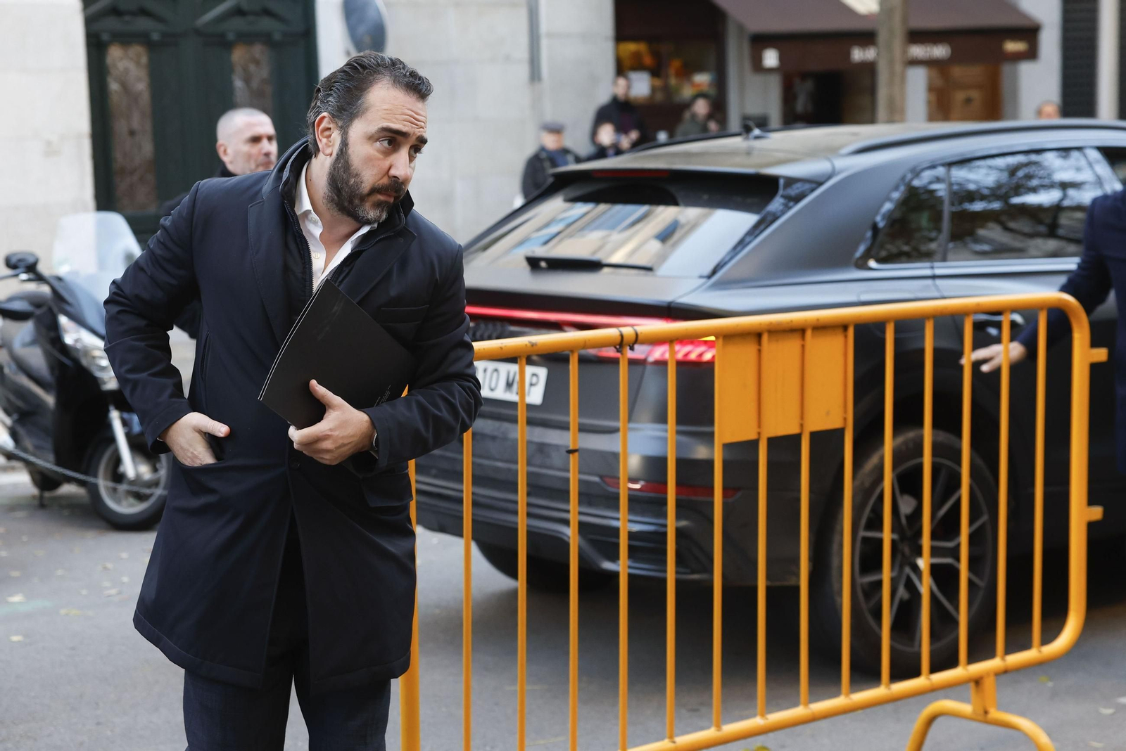 El empresario Víctor de Aldama, a su llegada al Supremo para declarar ante el juez Leopoldo Puente.
