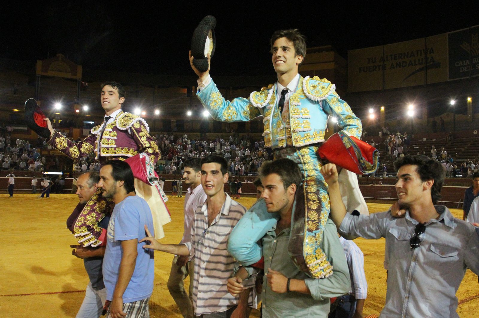 Imágenes de la Novillada de Rafael Serna, Emilio Silvera y Rodrigo Molina.