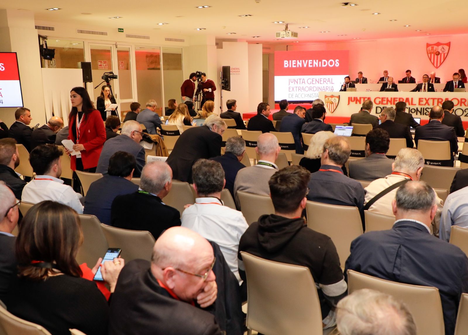 Una imagen de una Junta General de Accionistas.