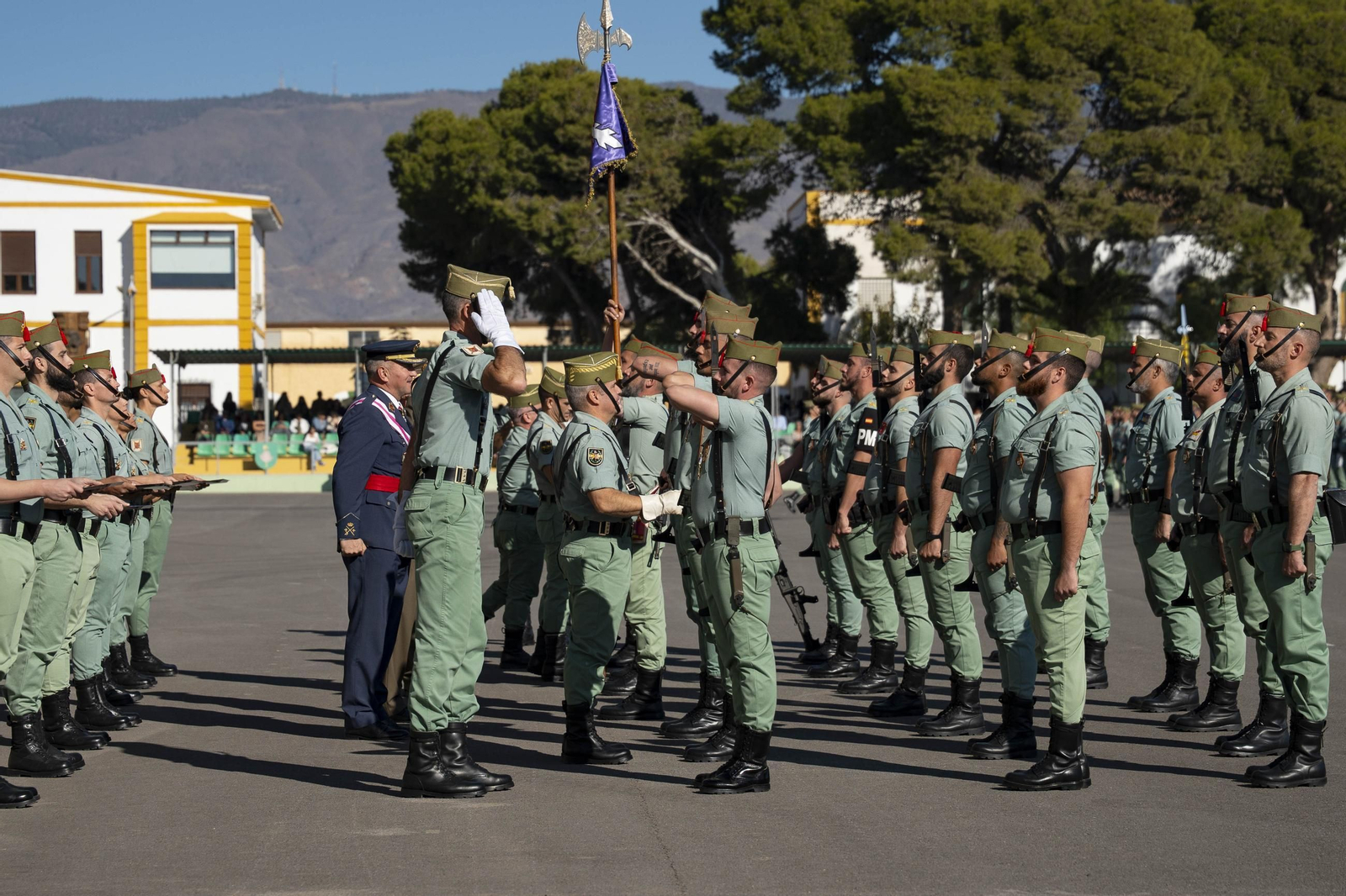Así conmemora el día de la Inmaculada Concepción la Brigada de la Legión en Almería y despide al contingente que parte a Eslovaquia