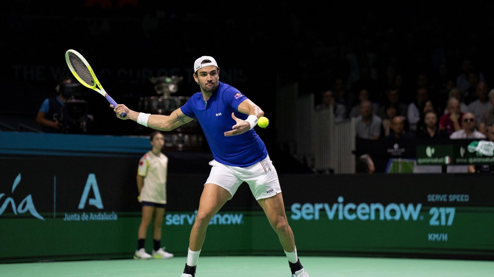 Berrettini derrota a Kokkinakis y acerca a Italia a la final de la Copa Davis