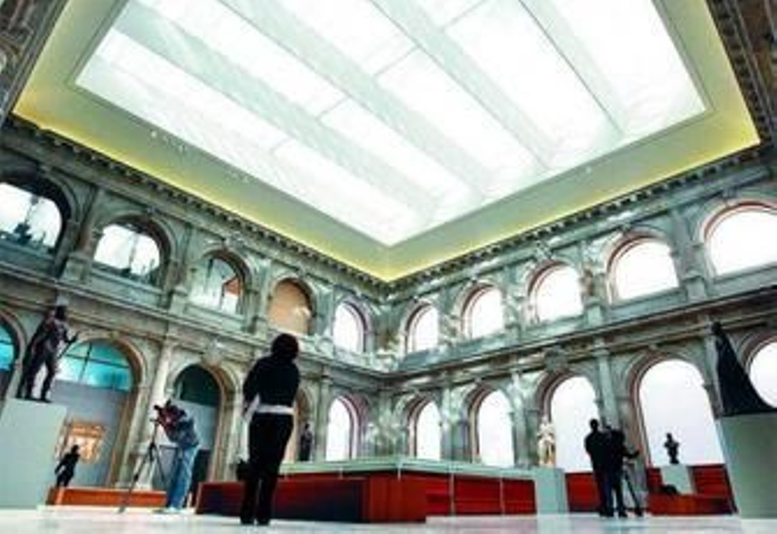 El Prado admite fallos en el suelo de la ampliación