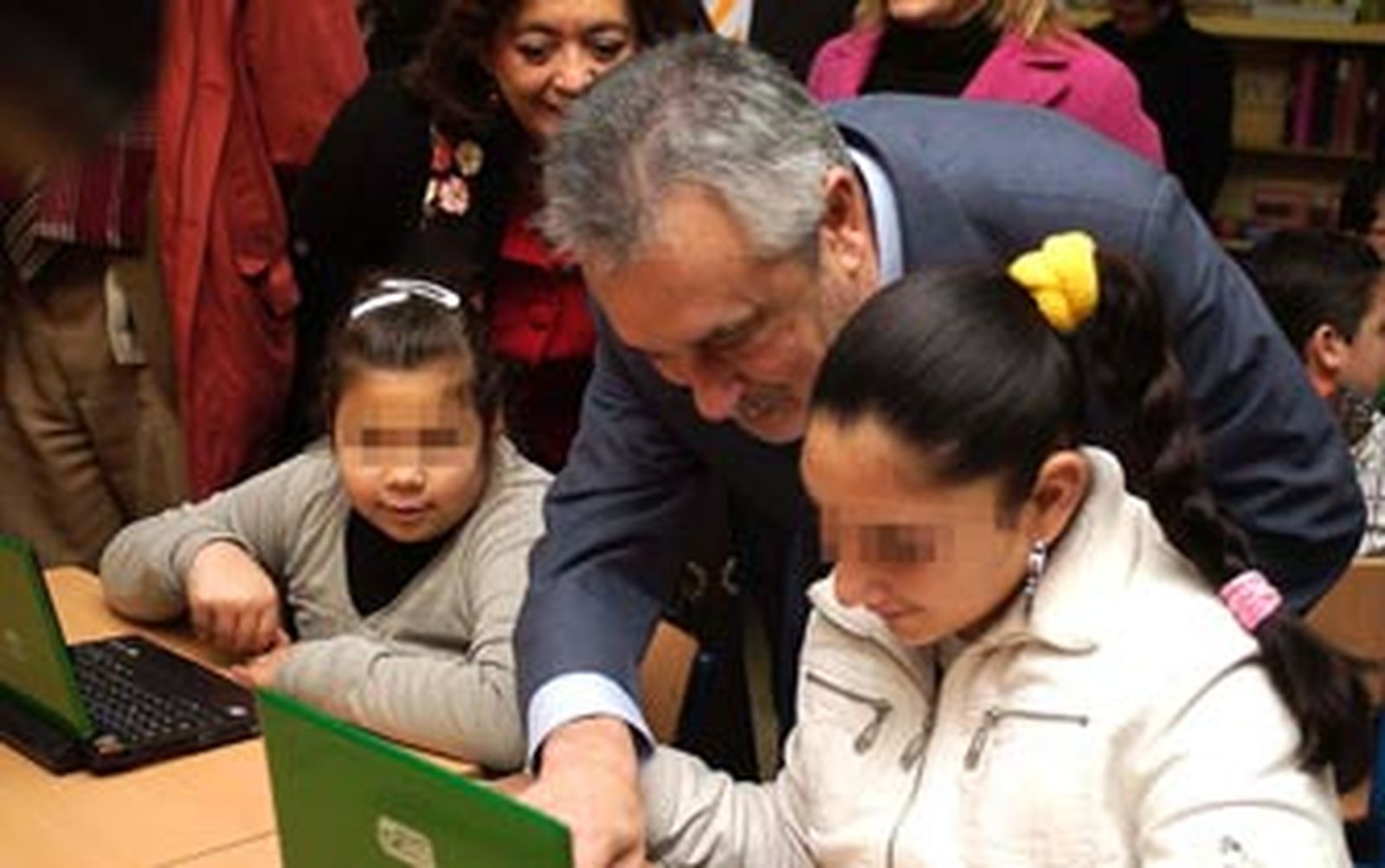 Griñán: "Los andaluces quieren el cambio, pero quieren que lo haga el PSOE"