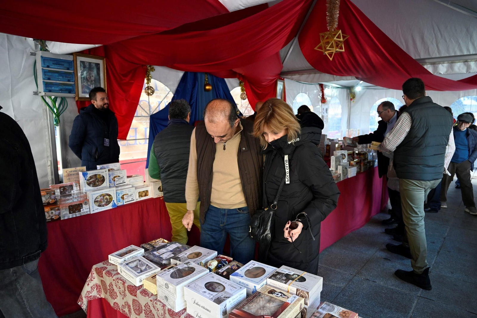 Los dulces conventuales endulzan la Navidad de Córdoba, en imágenes
