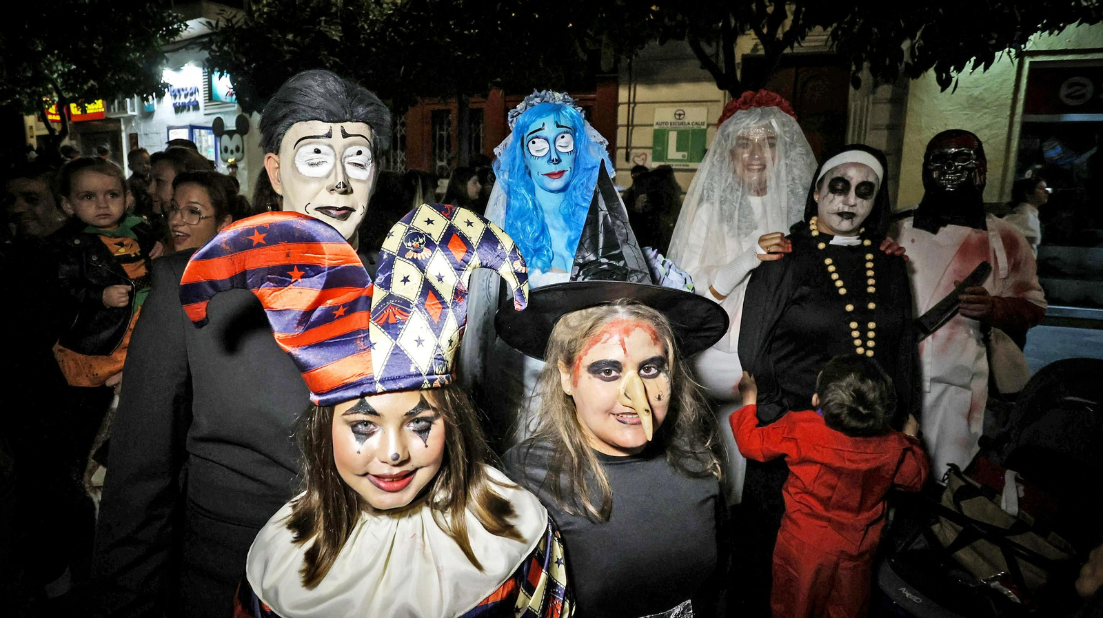Búscate en la cabalgata de Halloween de Jerez