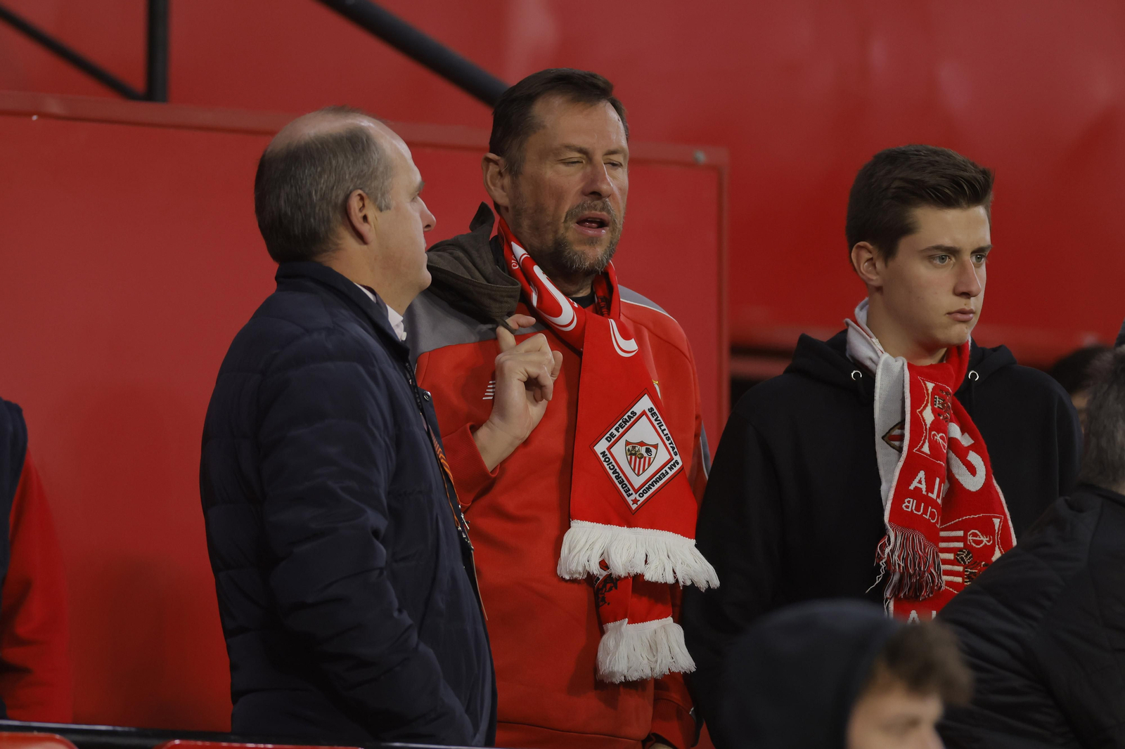 Búscate en las fotos del SEVILLA FC-PSV EINDHOVEN