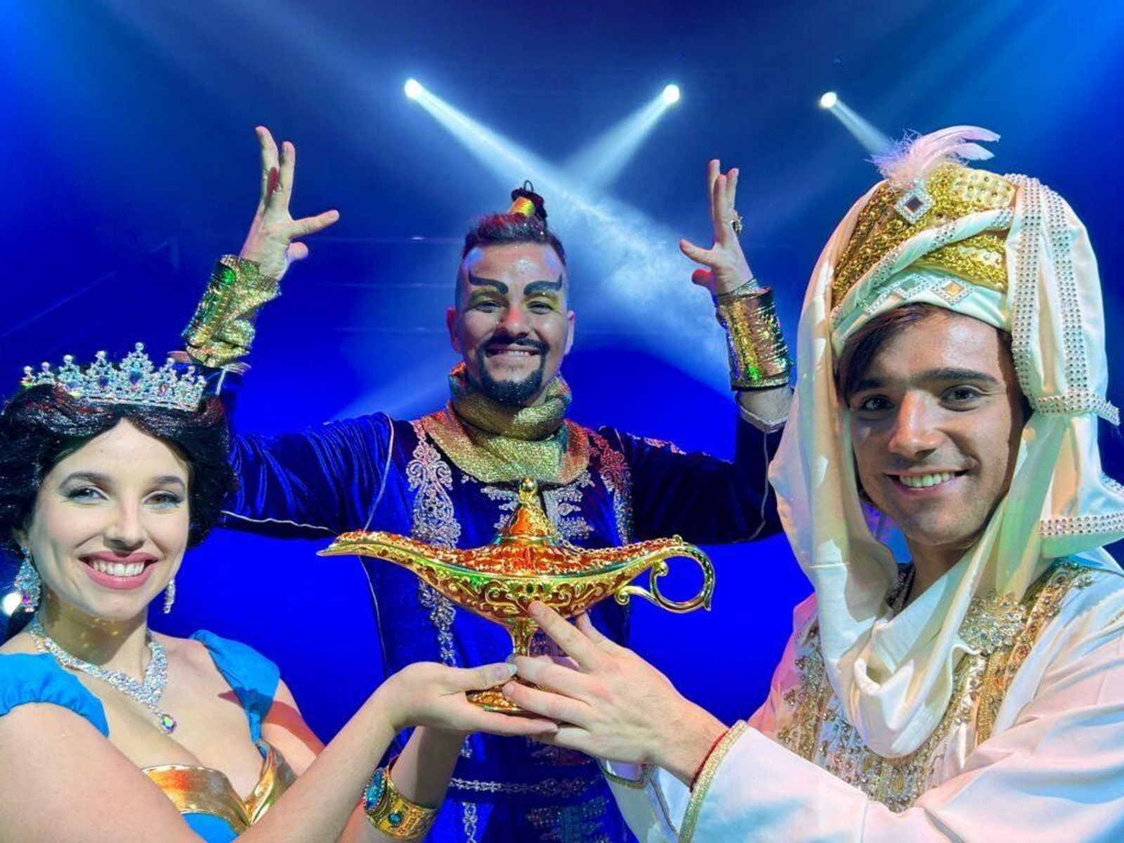 Algunos de los protagonistas de la adaptación de Aladín.