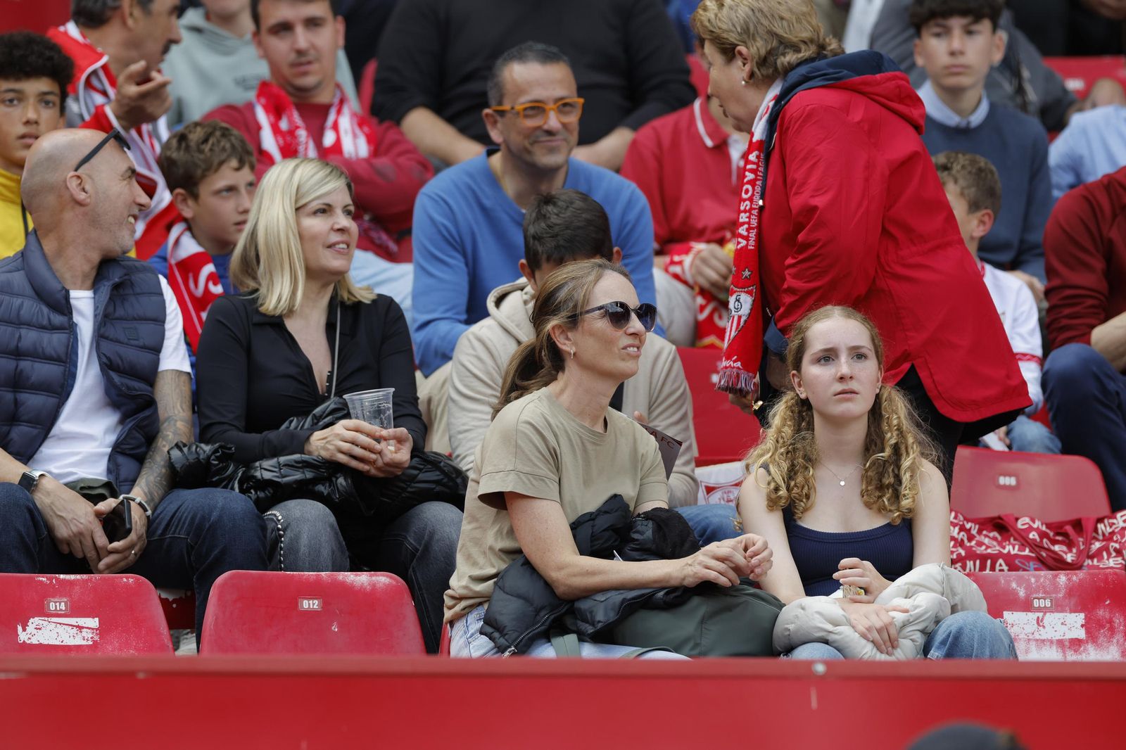 Búscate en las fotos del Sevilla Fc - Atlético de Madrid