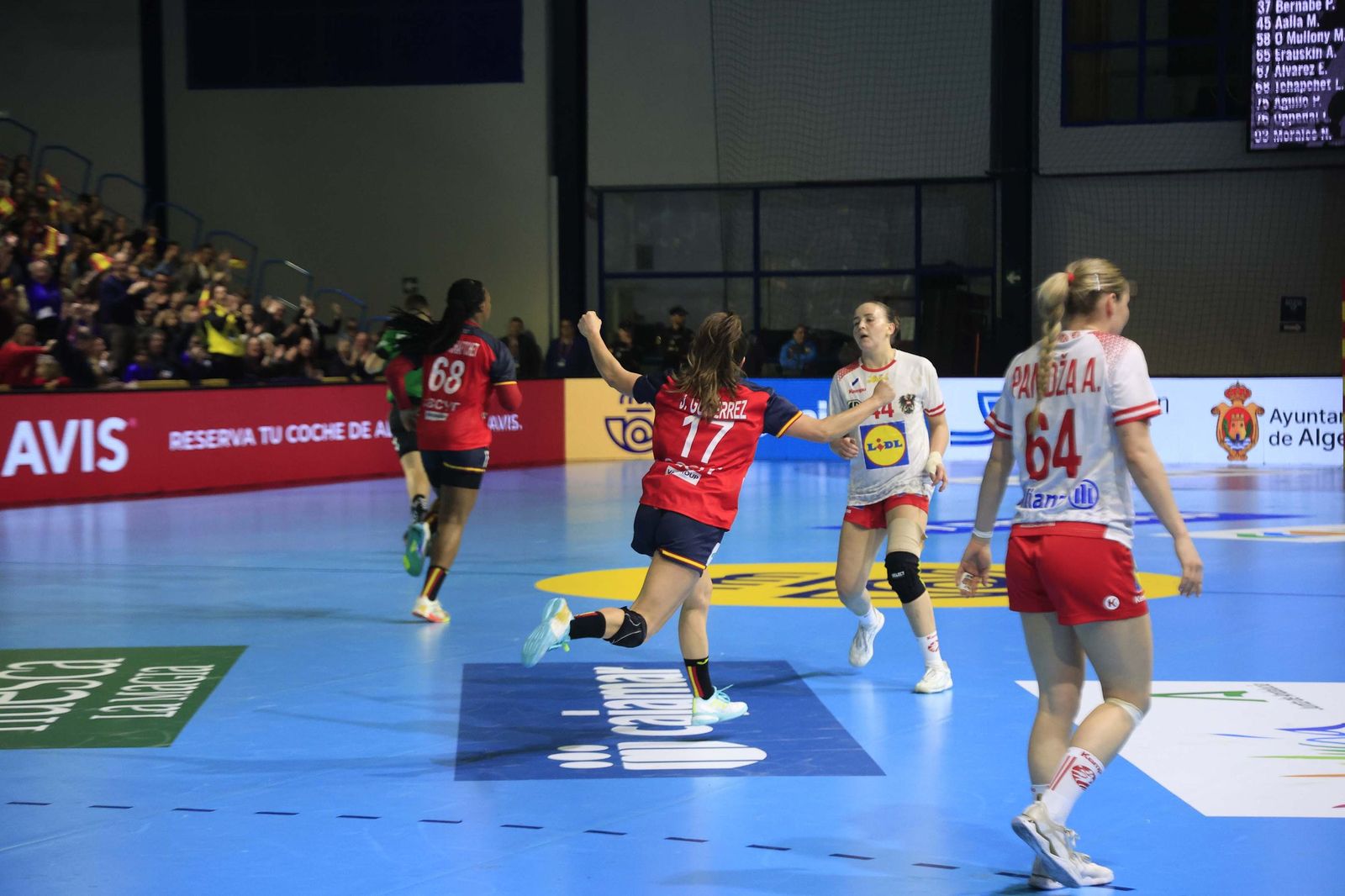 Las fotos del España-Austria del preeuropeo femenino de balonmano, en Algeciras