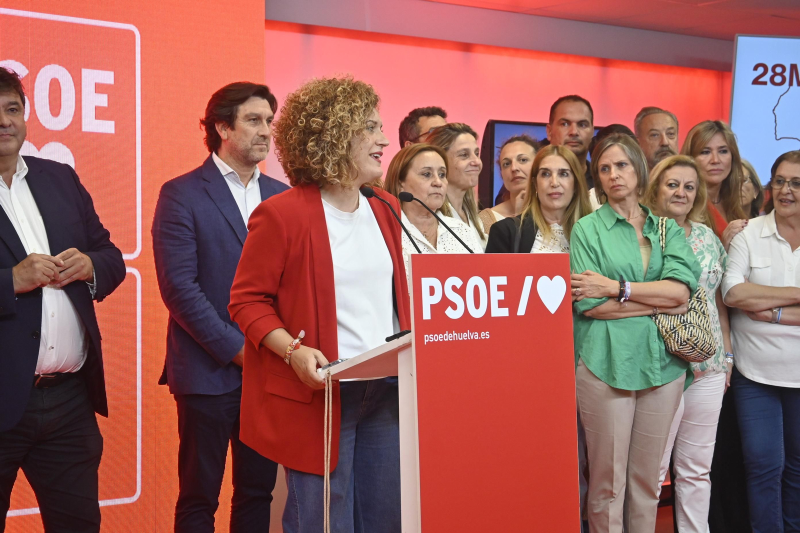 Imágenes del PSOE tras las elecciones municipales en Huelva