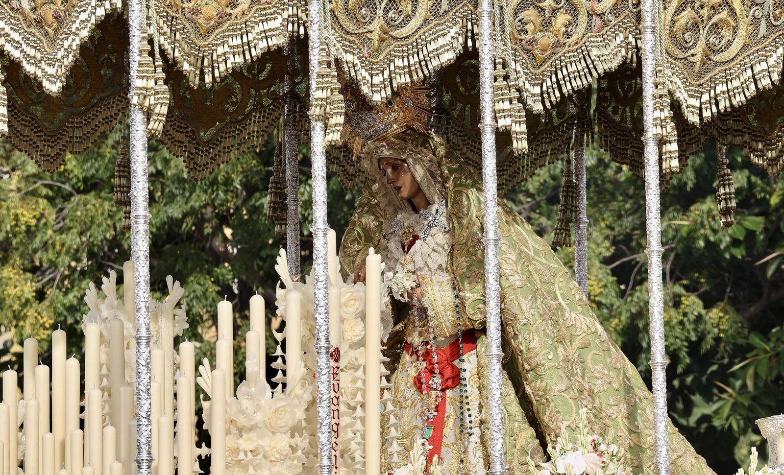 Salida extraordinaria de la Virgen del Amor