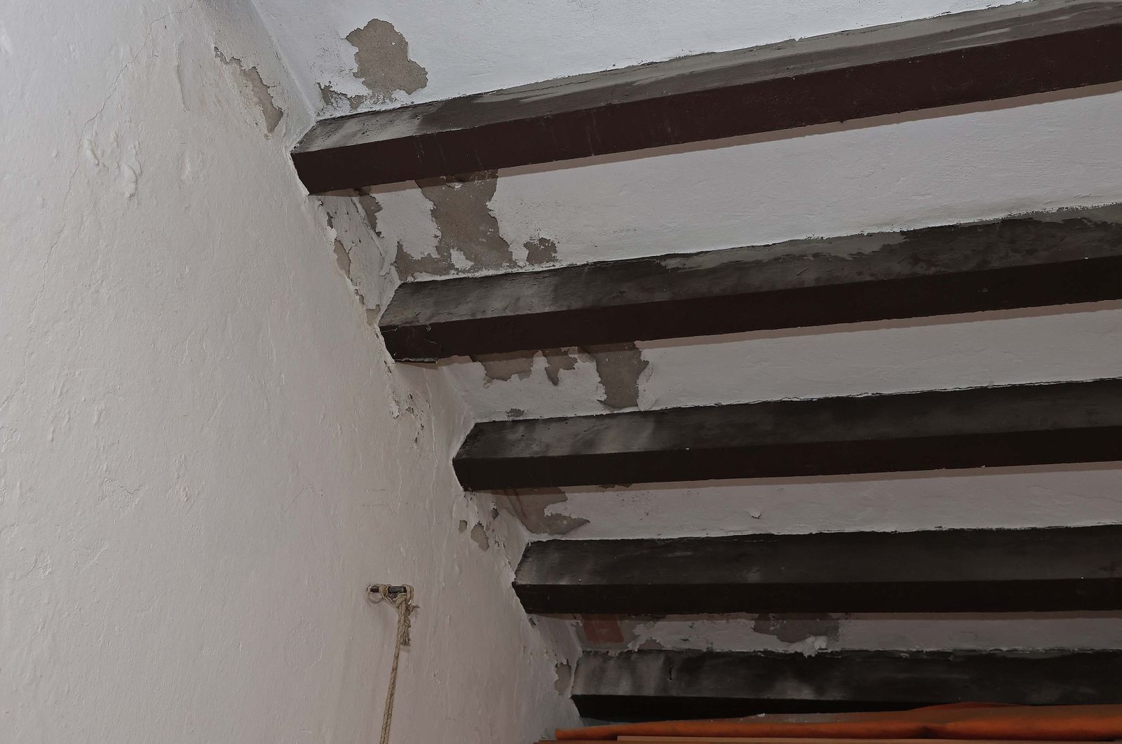 Imágenes de los desperfectos de la iglesia Nuestra Señora del Carmen en La Línea