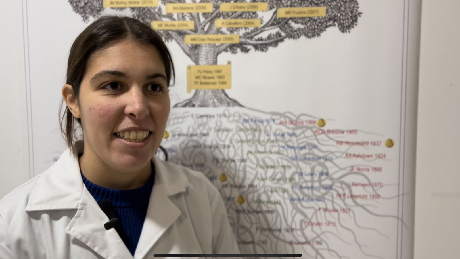 Elena Borrego en su laboratorio.