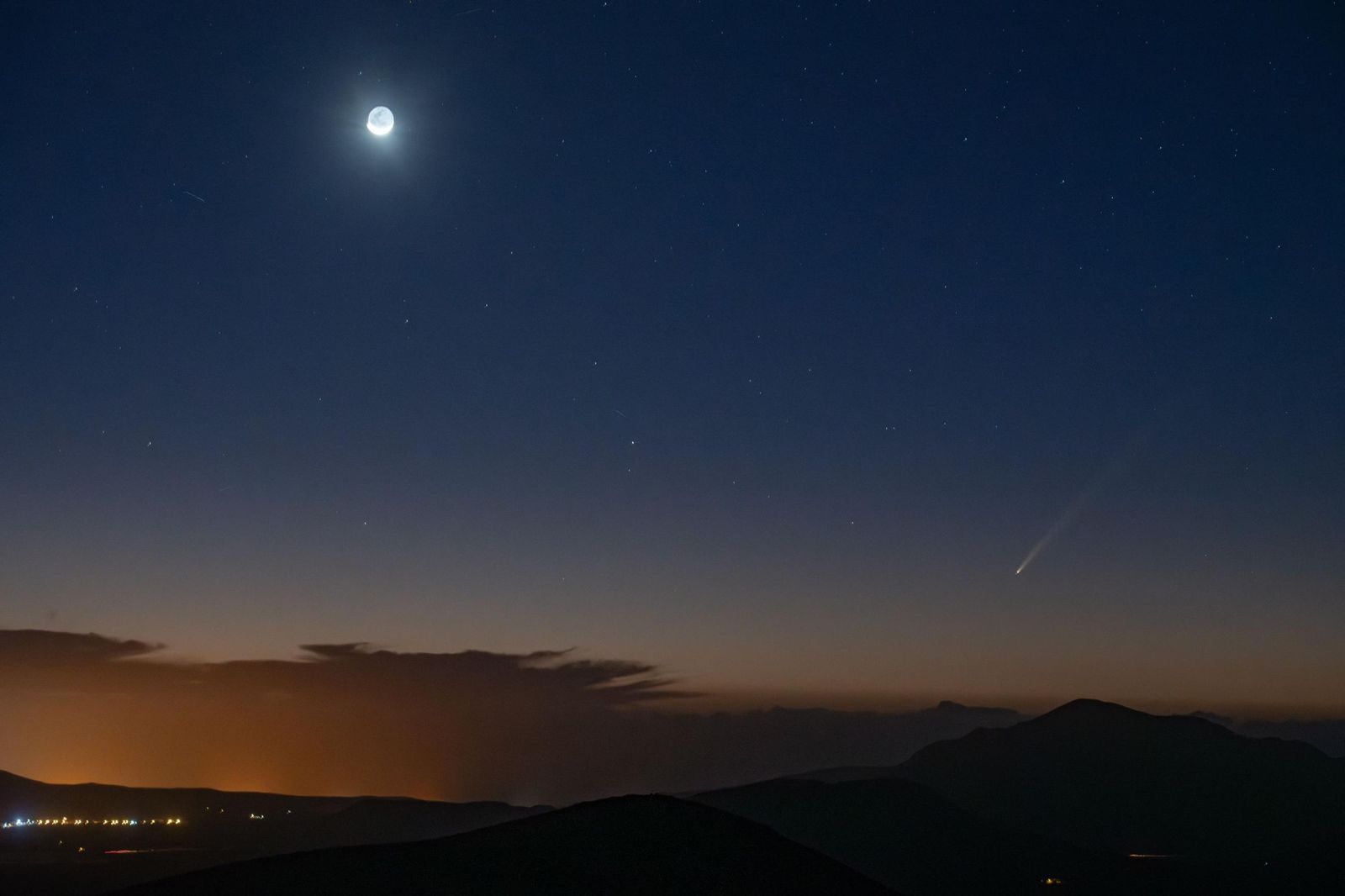 Espectáculo visual: El paso del cometa del siglo a lo largo y ancho del mundo