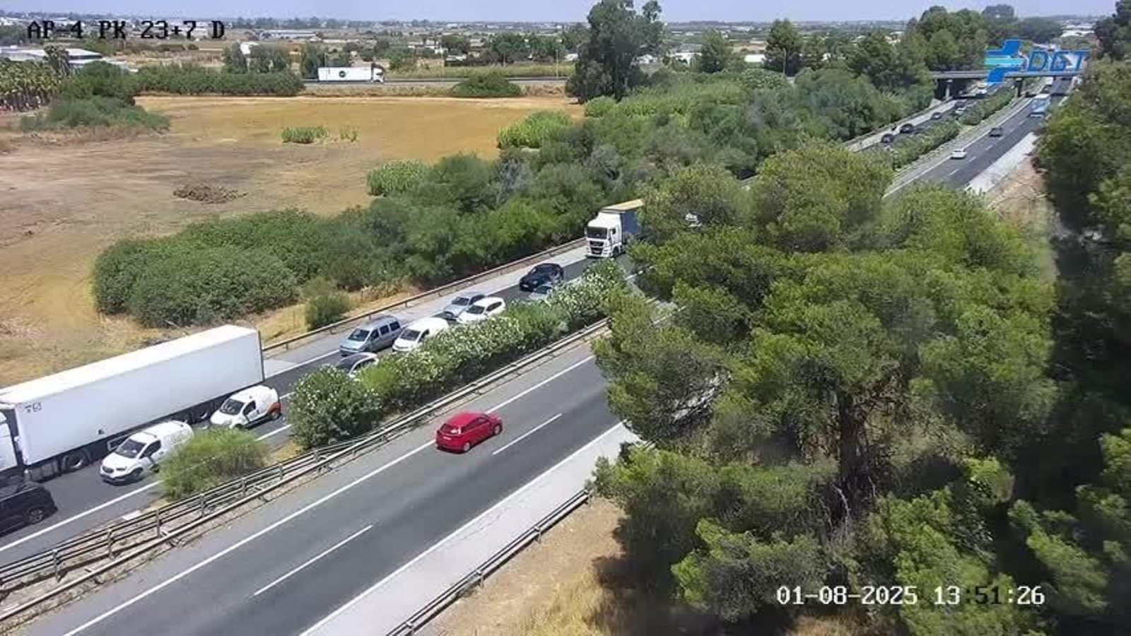 Mucho tráfico en la AP-4 el 1 de agosto.