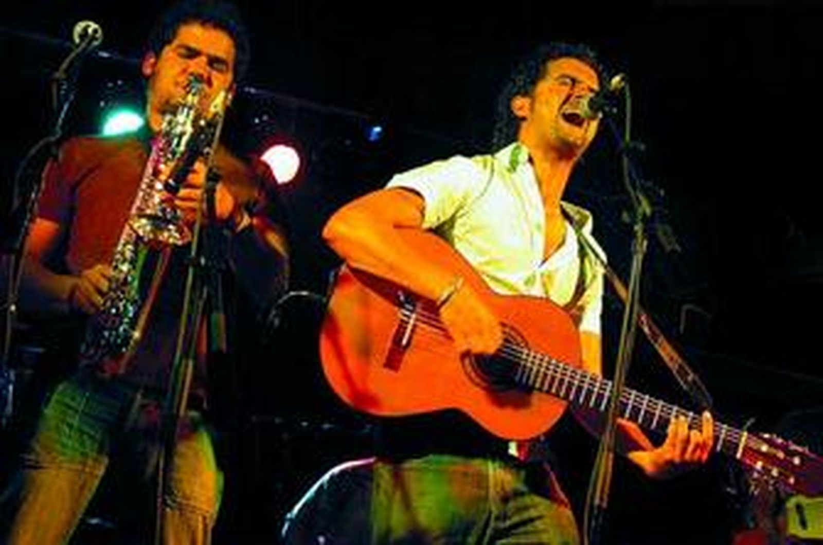 Los de El Puchero del Hortelano, en acción.