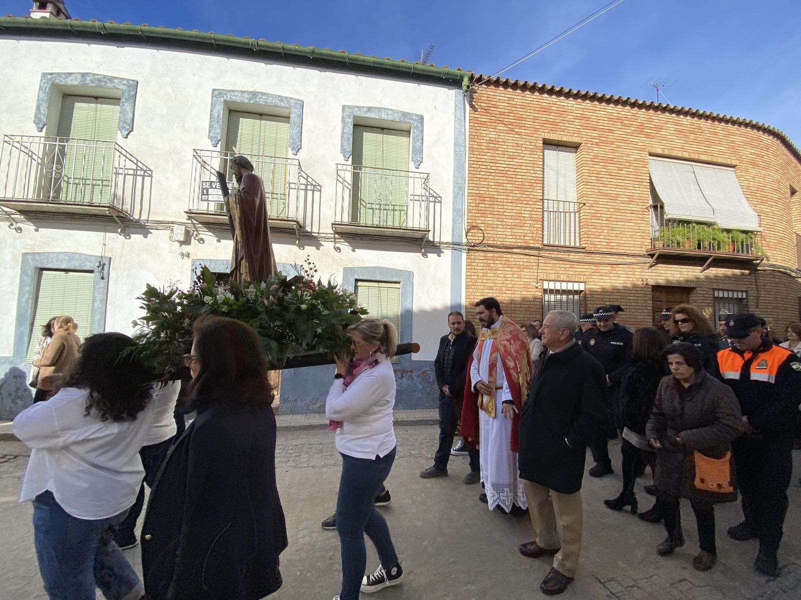 La procesión de San Andrés en Adamuz, en fotografías
