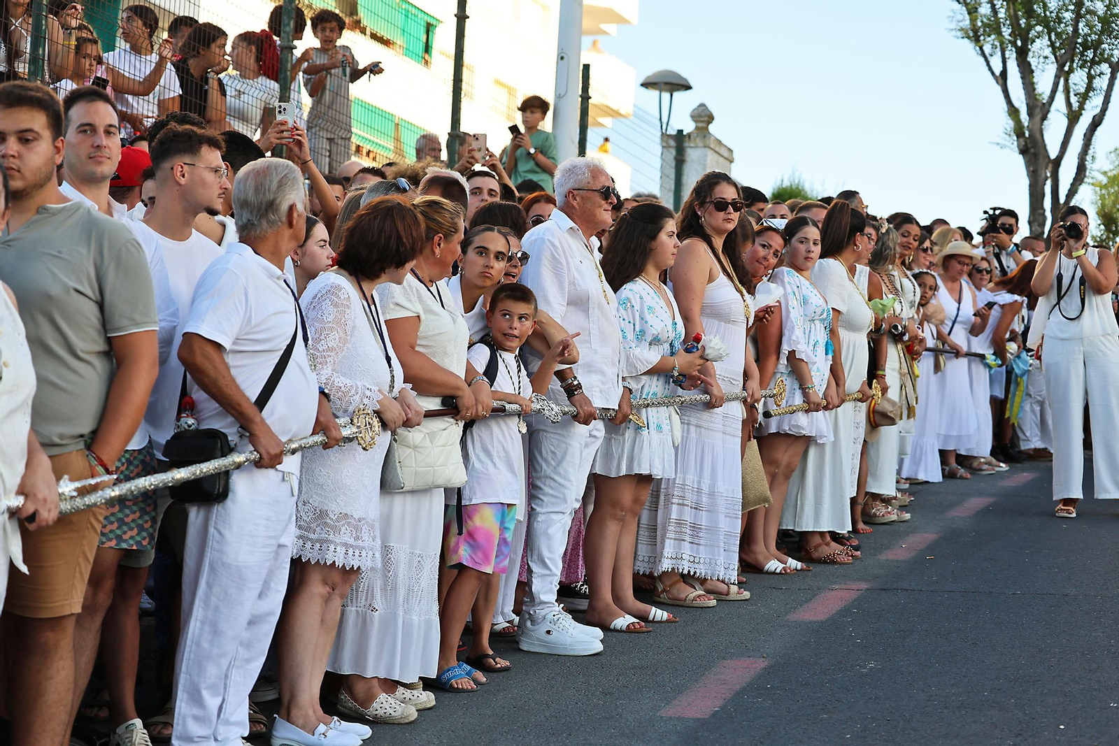 Imágenes de la Virgen del Carmen procesionando en Punta Umbría