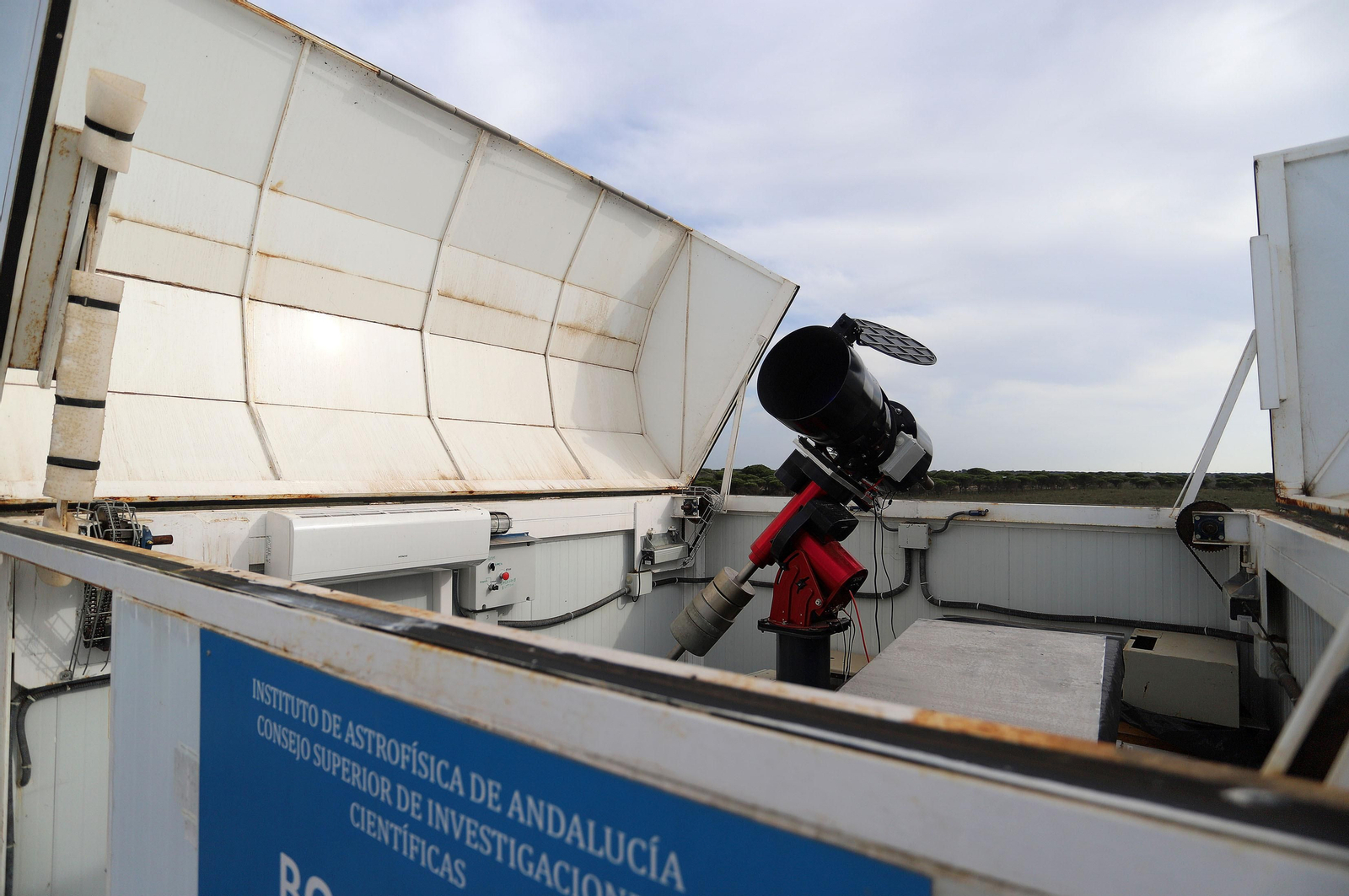 La red mundial de telescopios espaciales con sede en Huelva, en imágenes