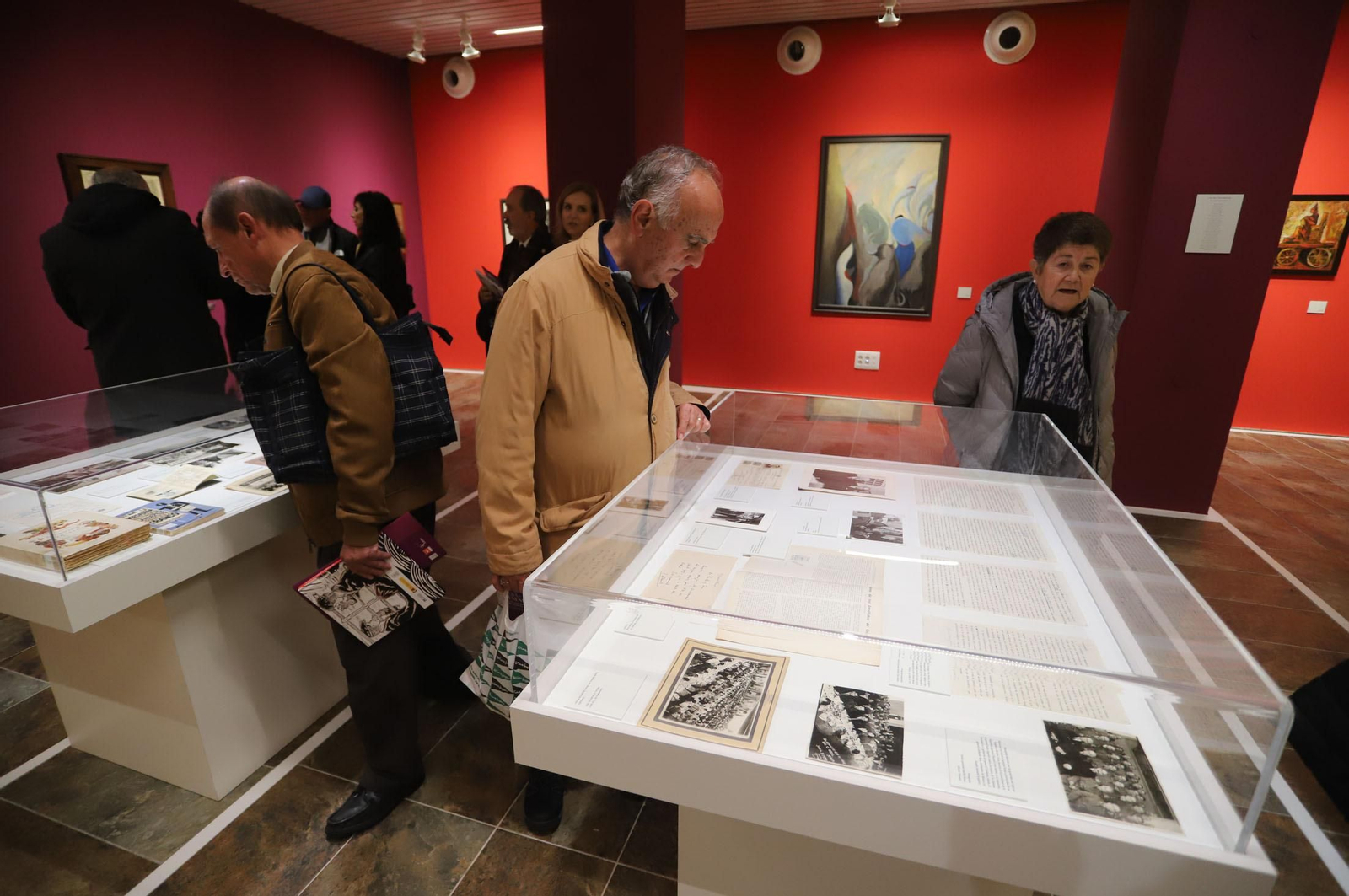 Imágenes de la exposición 'Mirada y Presencia. Obras del exilio republicano español en México'