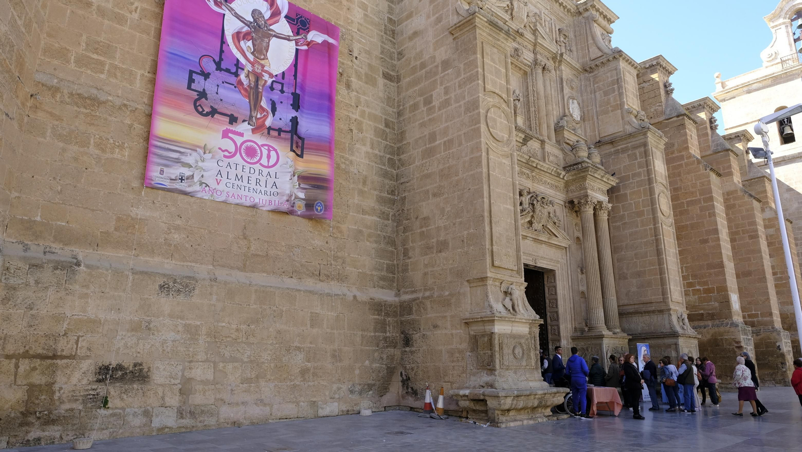 Imágenes del Besapiés de Jesús Cautivo de Medinaceli, en la Catedral de Almería