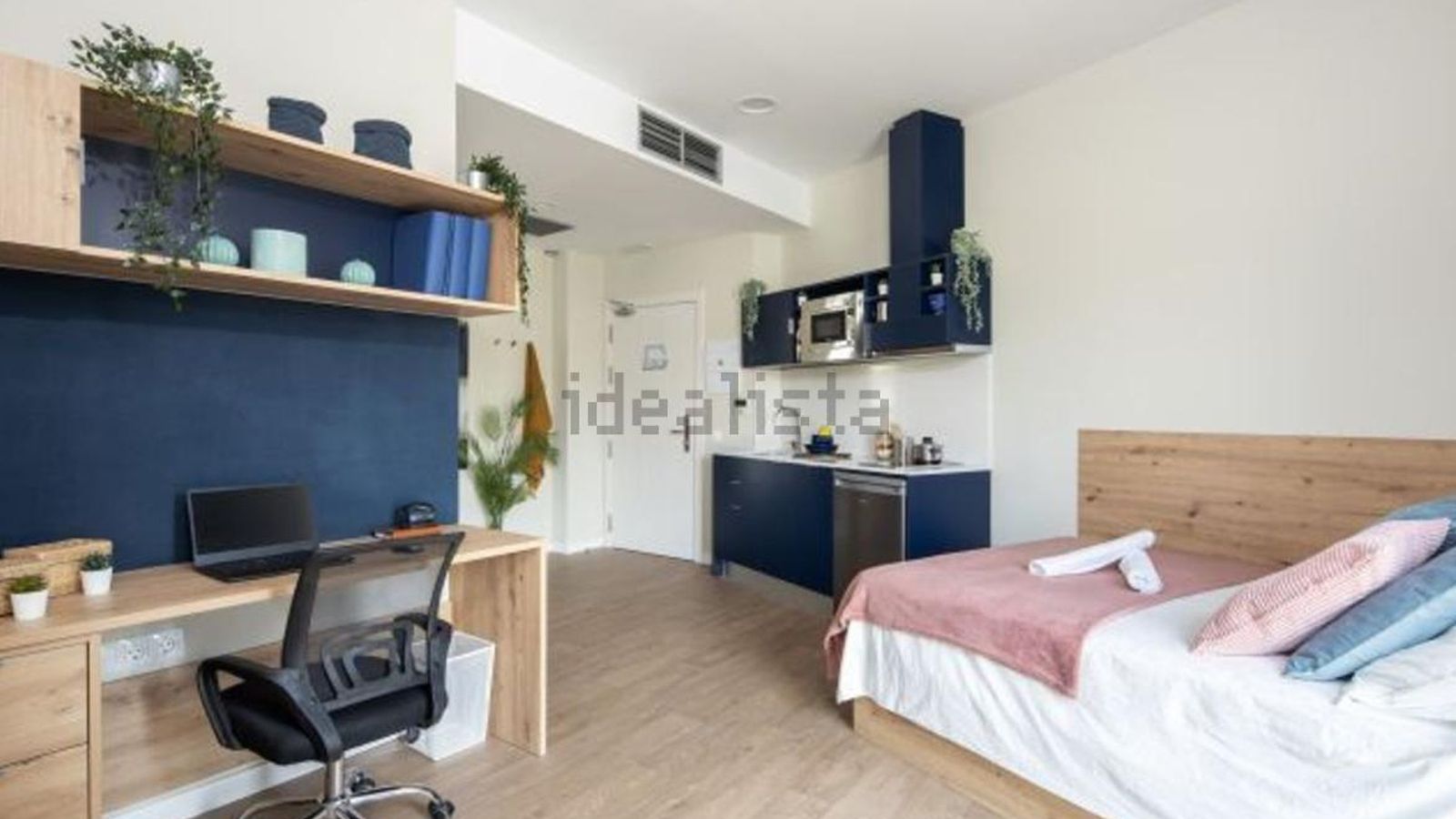 Un estudio en el Cónsul, en Málaga Un estudio en el Cónsul, en Málaga