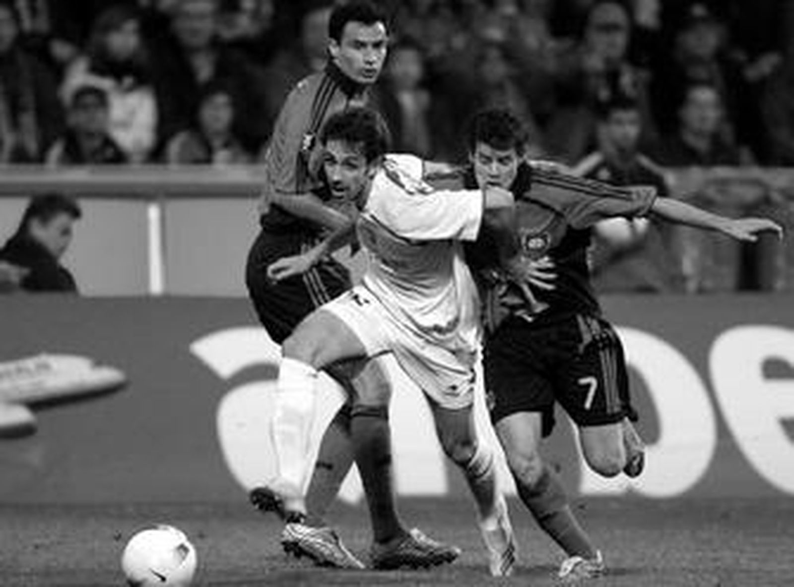 Gonzalo Castro (derecha) en un partido de la pasada temporada.