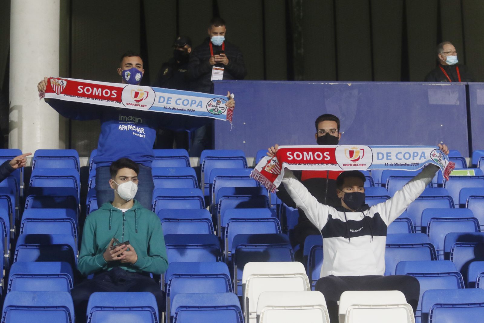Las imágenes de la histórica visita del Sevilla FC al Ciudad de Lucena