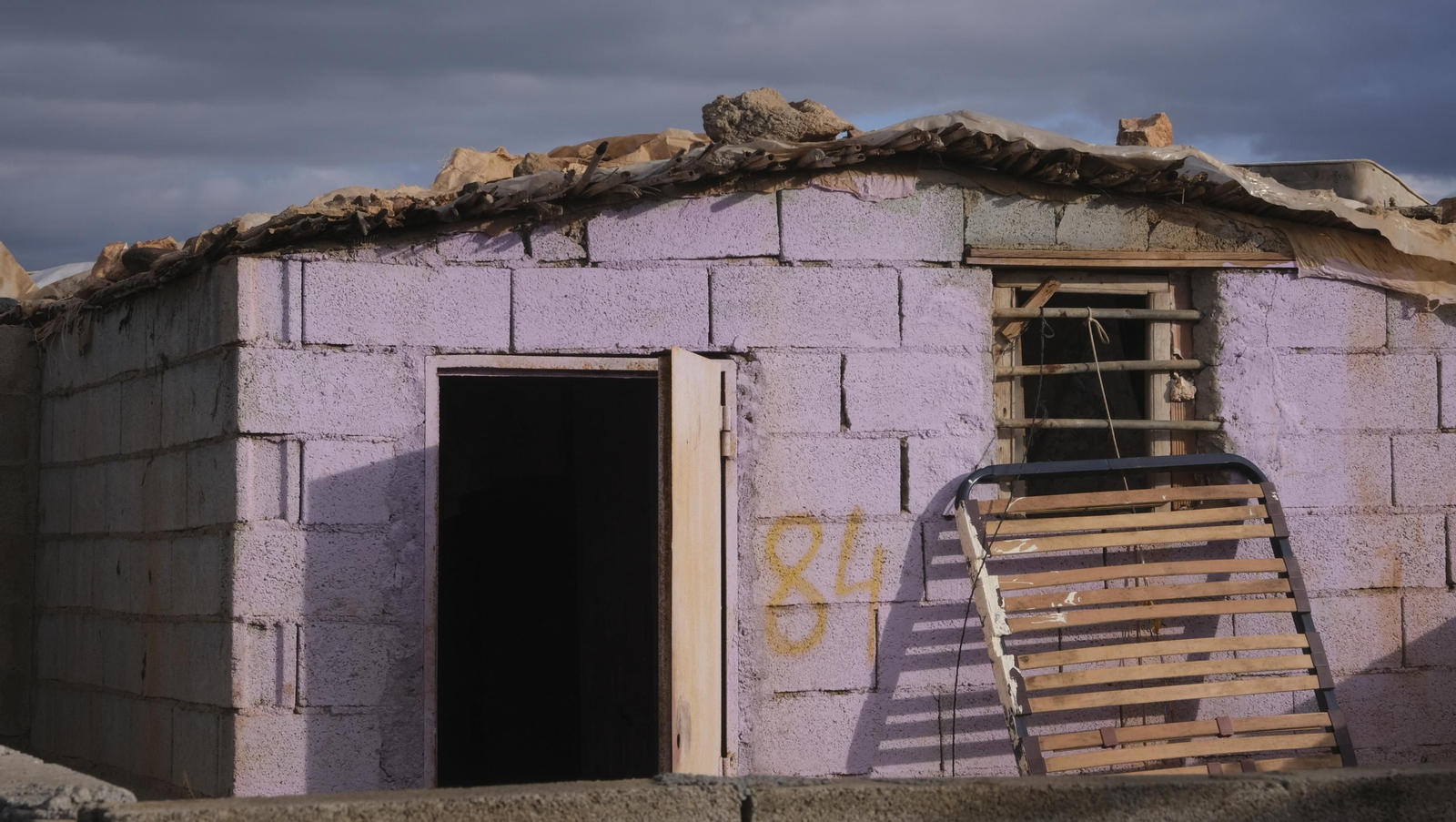 Imágenes del desalojo del asentamiento chabolista 'El Walili', en Níjar