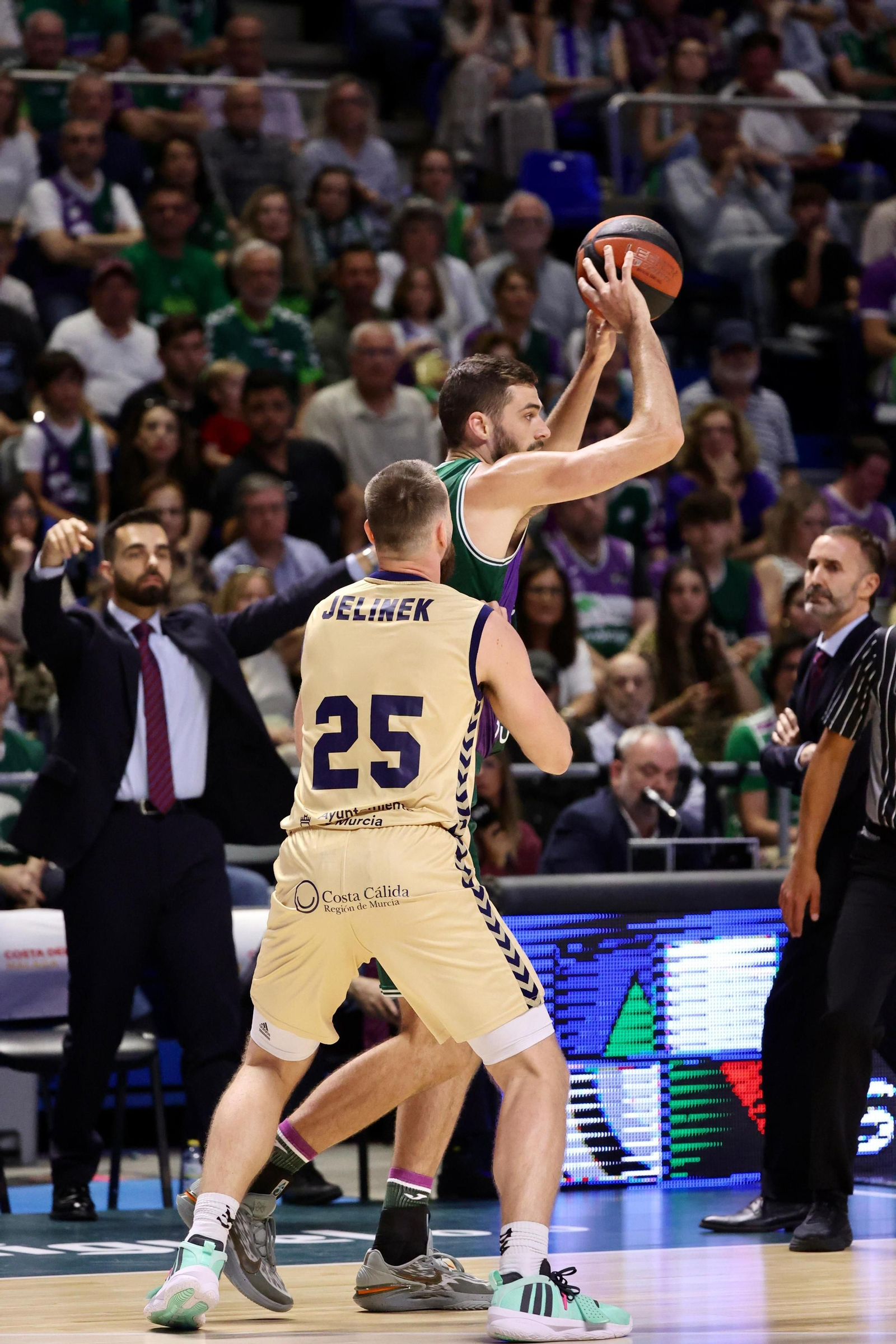 El Unicaja -UCAM Murcia, en fotos