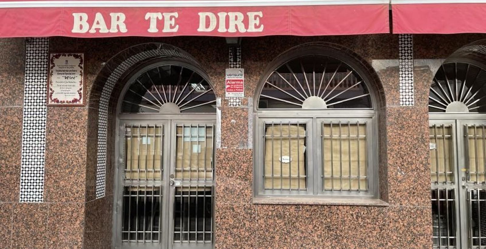 Entrada del Bar TDiré.