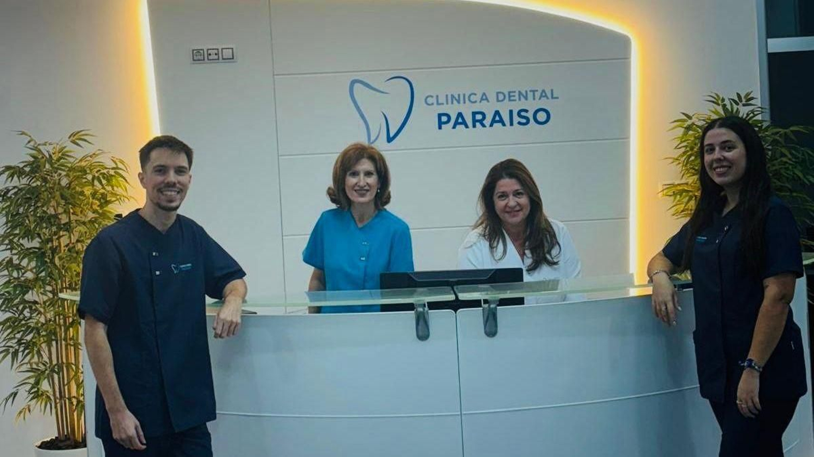 Profesora y alumna se reencuentran 30 años después para abrir una clínica dental en Carmona