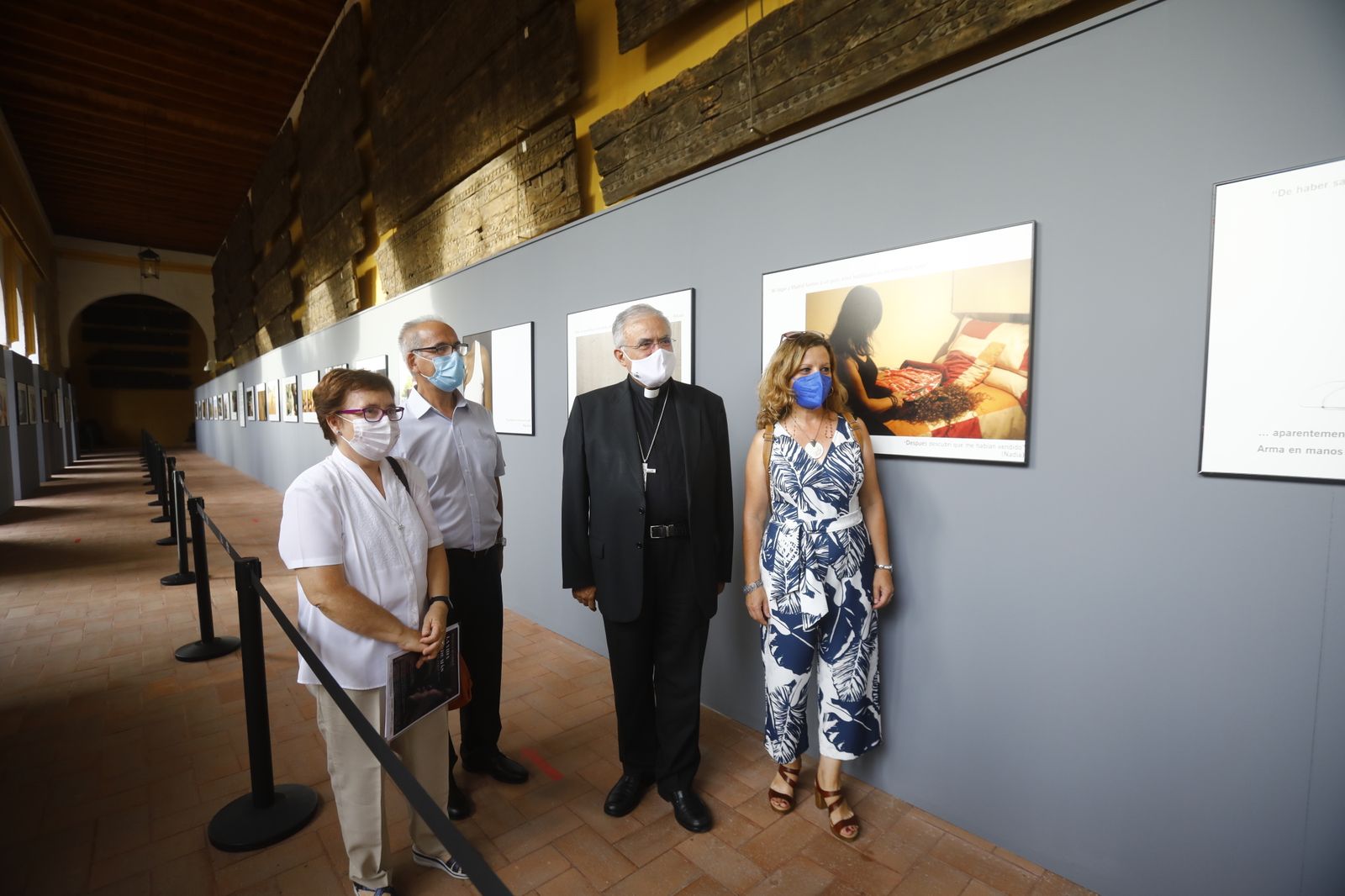 La exposición fotográfica del Patio de los Naranjos, en fotografías