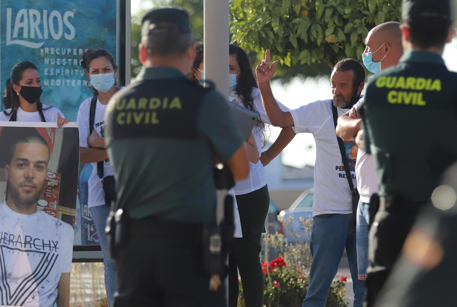 Imágenes de la llegada al juzgado de Ayamonte de uno de los principales imputados del crimen de Cartaya