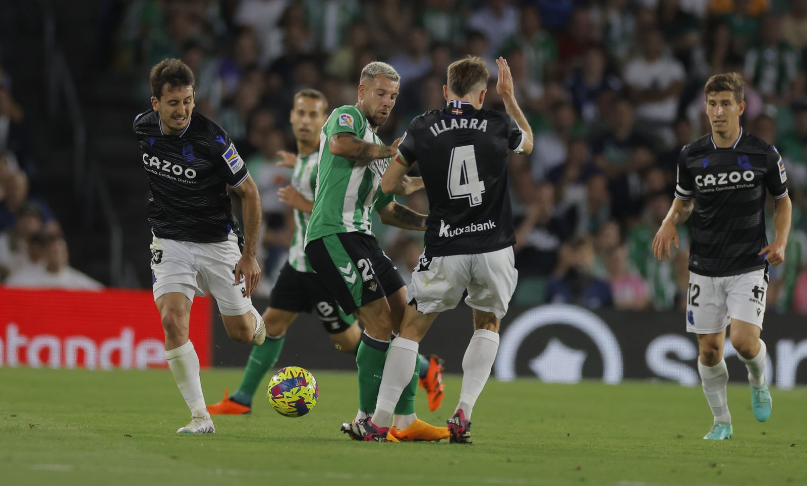 Ruibal, que ha propiciado la mejor llegada del Betis, entre Oyarzabal e Illarramendi.