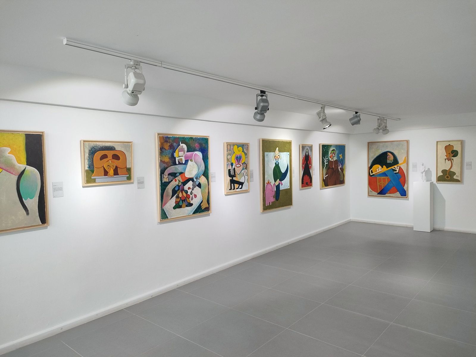 Obras que integran ‘El reino de Almería’ de Vázquez de Sola que se exponen en el Museo Ibáñez.