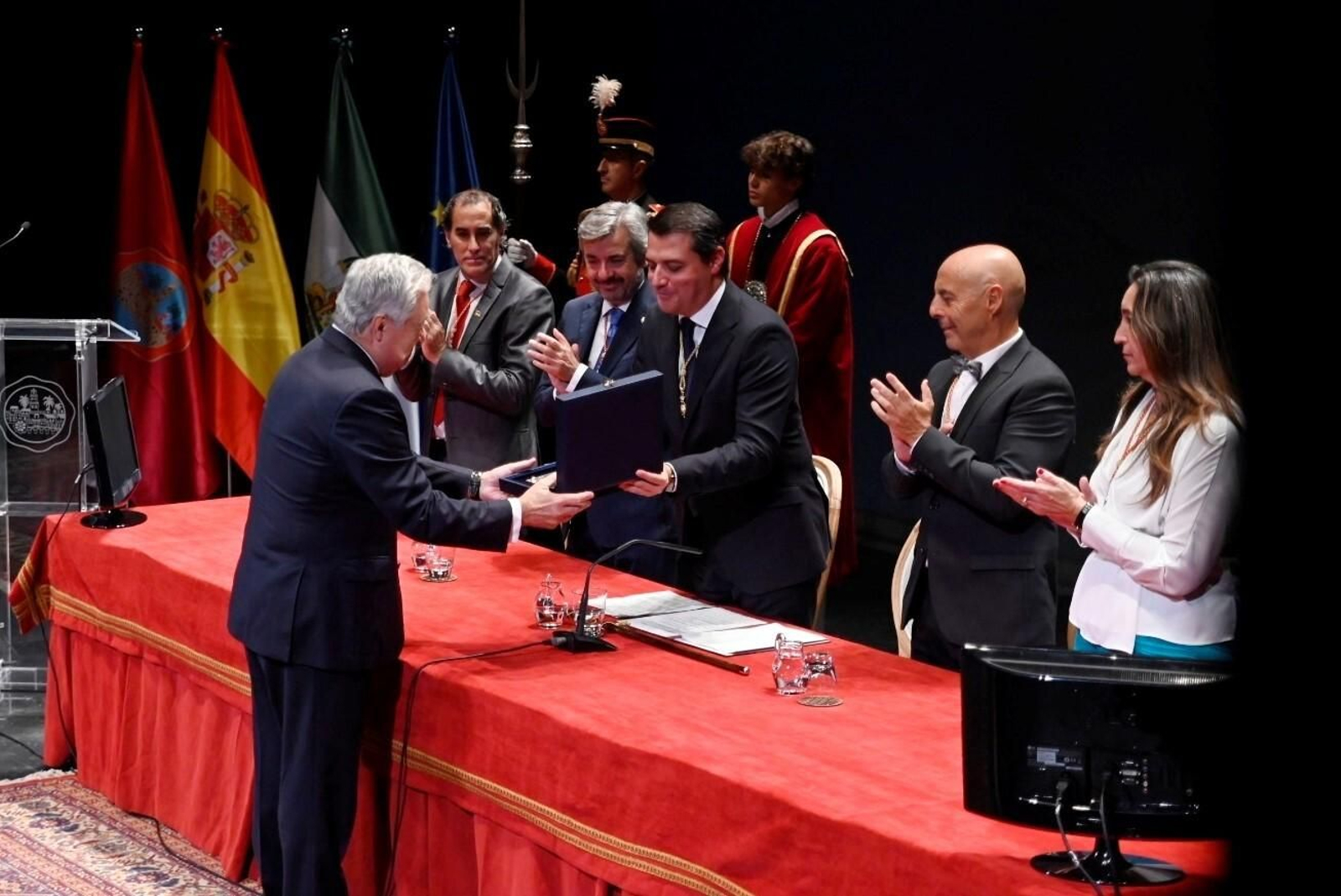 Las imágenes de la entrega de las Medallas de la Ciudad de Córdoba Las imágenes de la entrega de las Medallas de la Ciudad de Córdoba