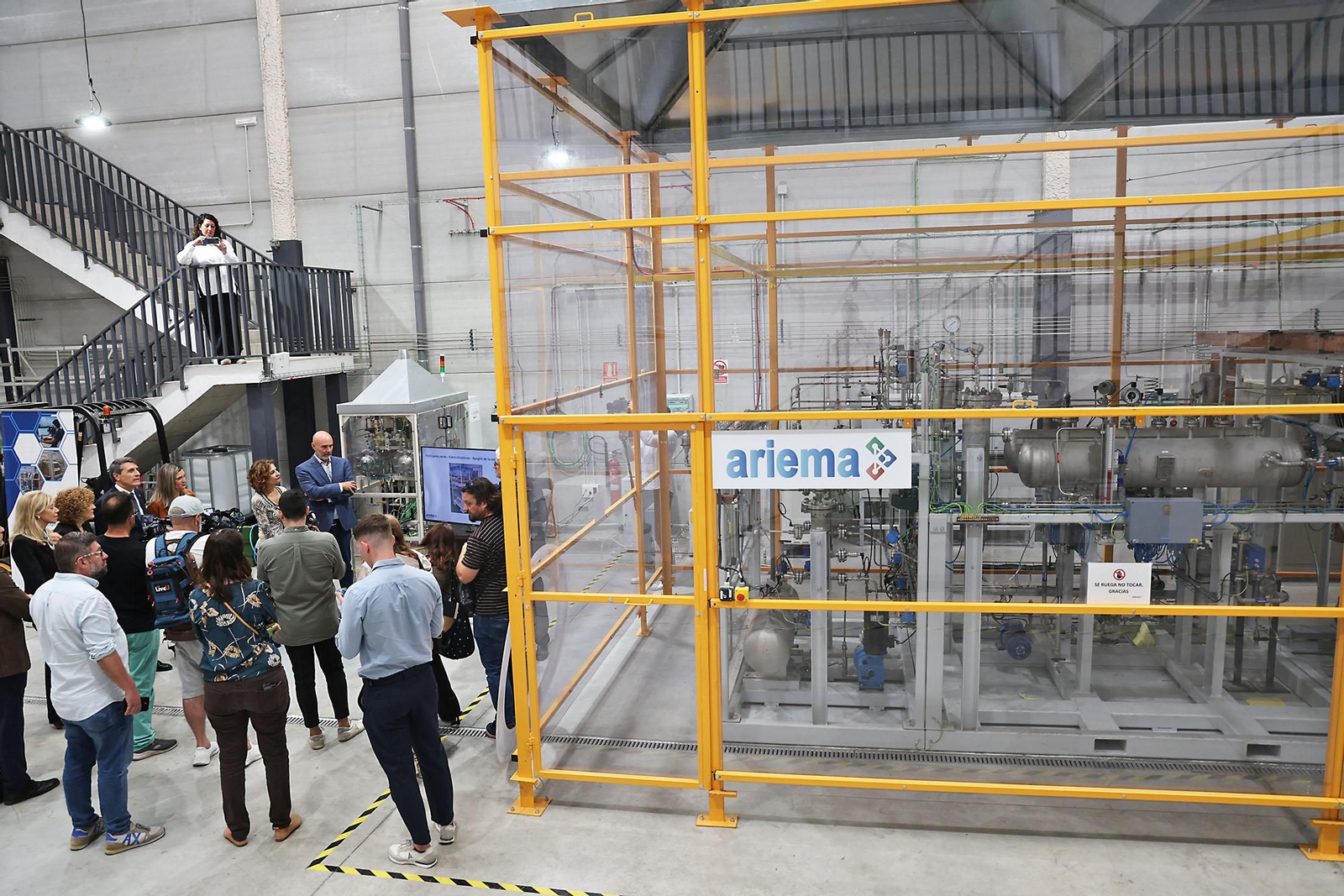 Imágenes de la visita de María Jesús Montero a la empresa Ariema Enerxía