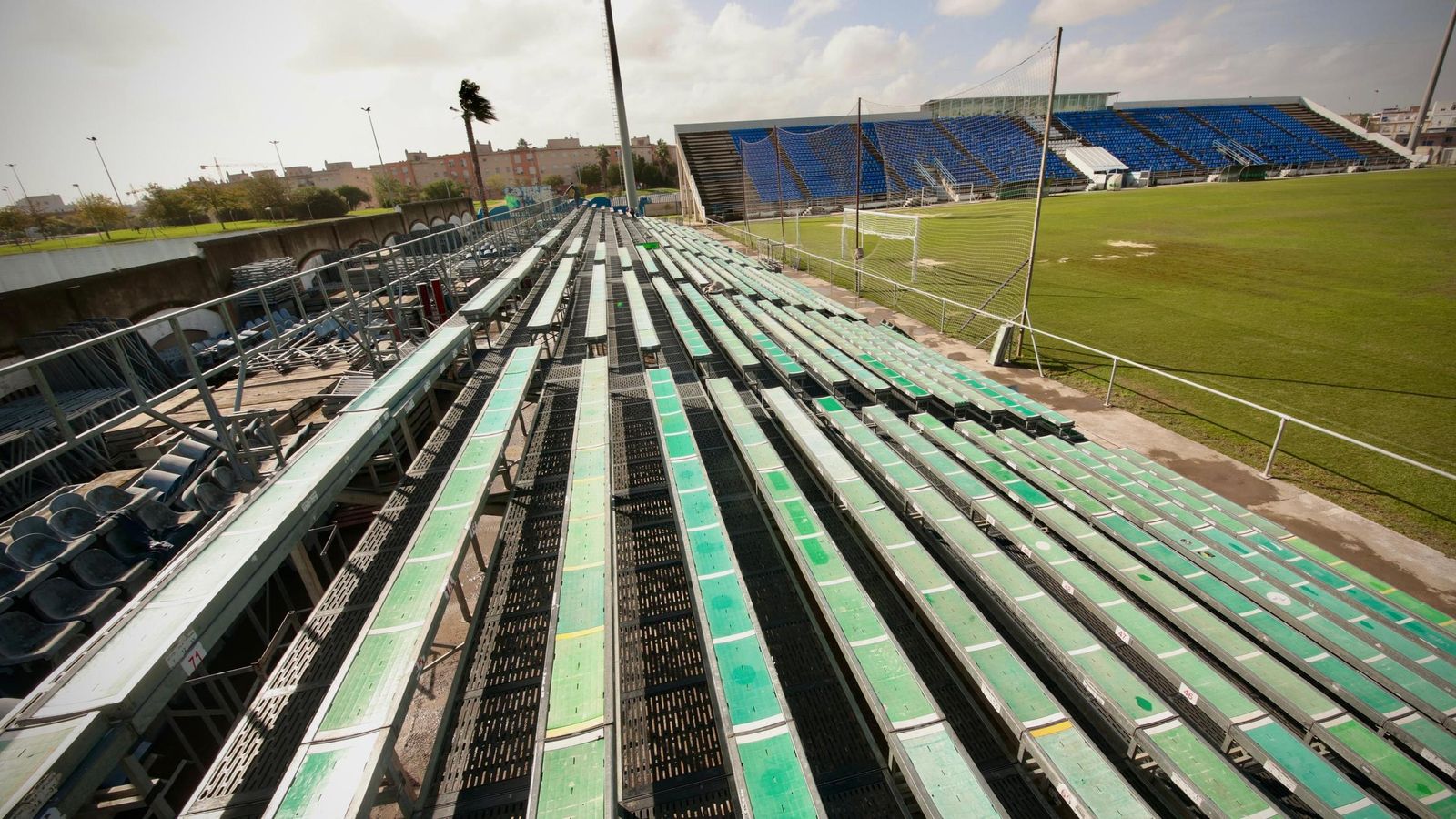 Los aficionados azulinos podrán utilizar este domingo las nuevas gradas supletorias.