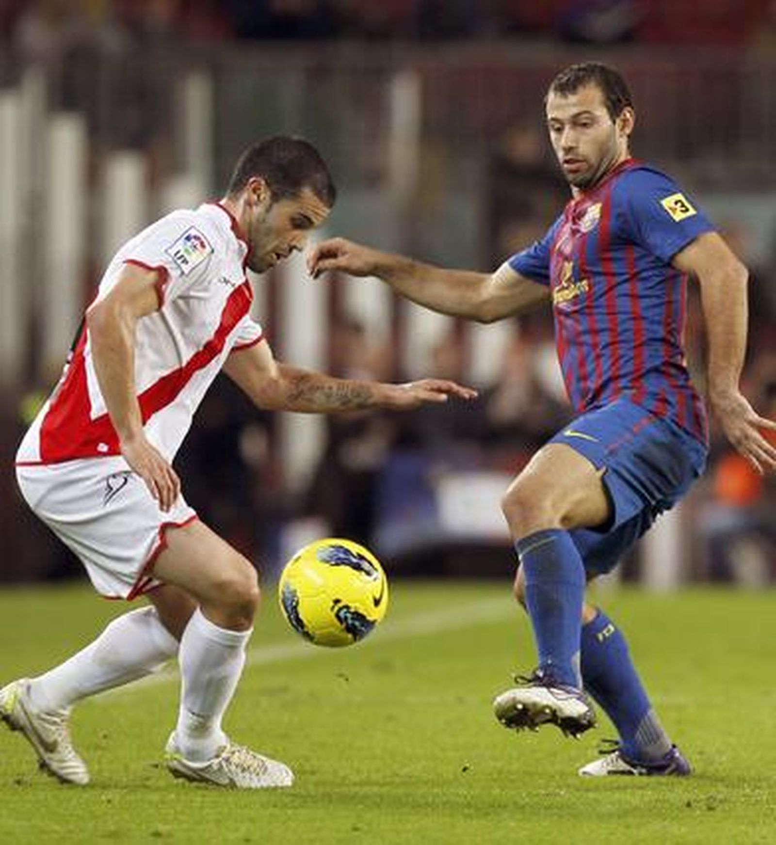 El Barça golea con facilidad a un Rayo Vallecano que salió valiente en el Camp Nou.

Foto: EFE