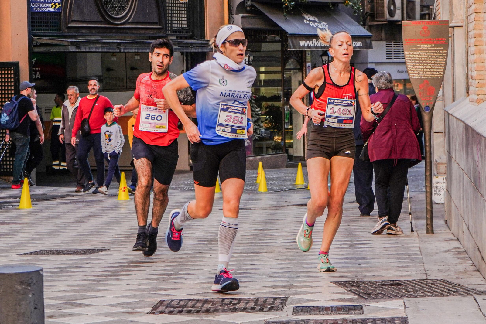 Las mejores imágenes de la X Carrera Universitaria de la UGR