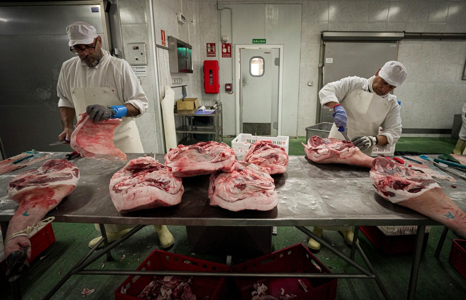 Del campo a la mesa, así son los jamones de Montesierra que vende Mercadona