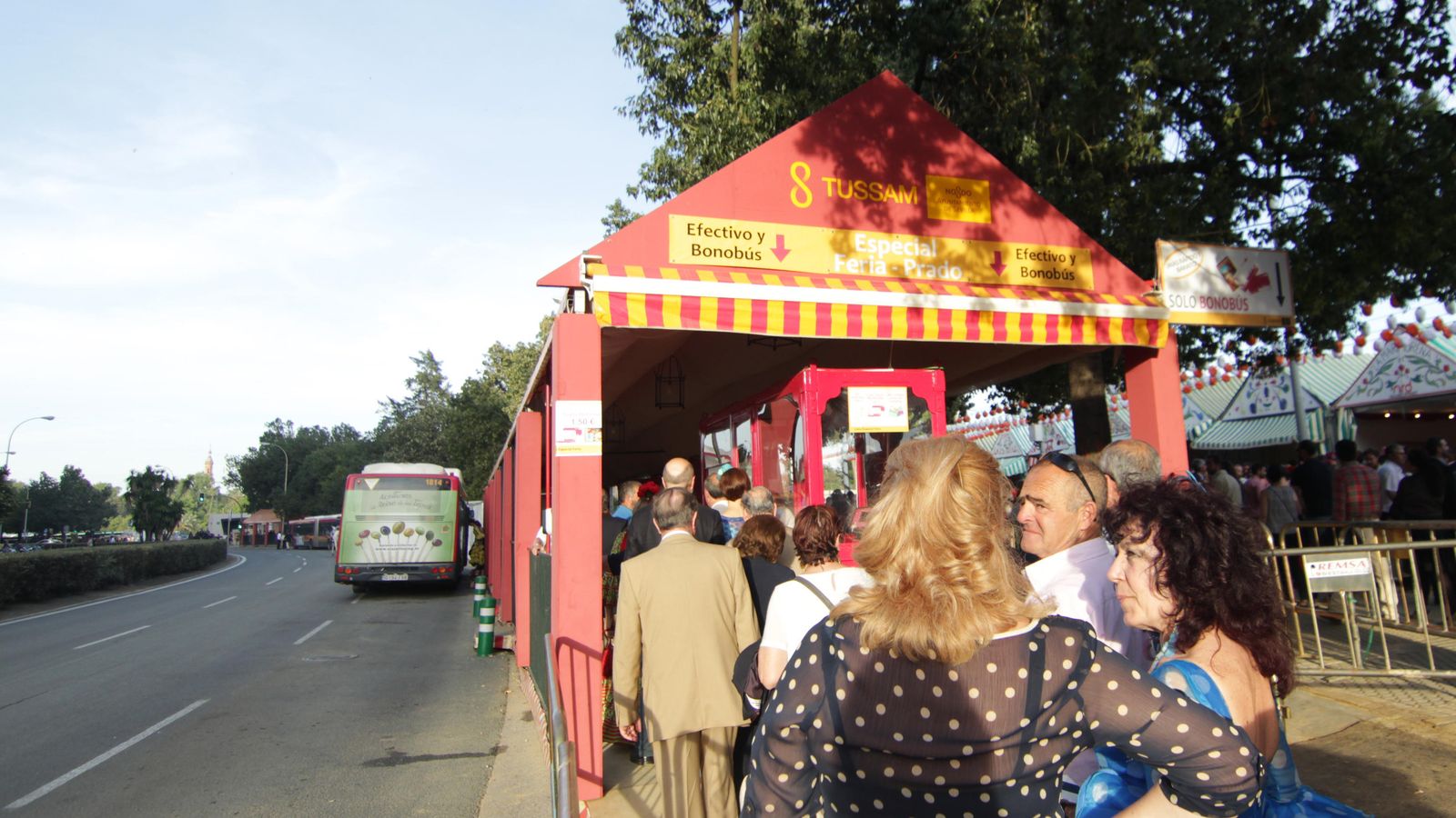 Paradas del autobús especial Feria-Prado.
