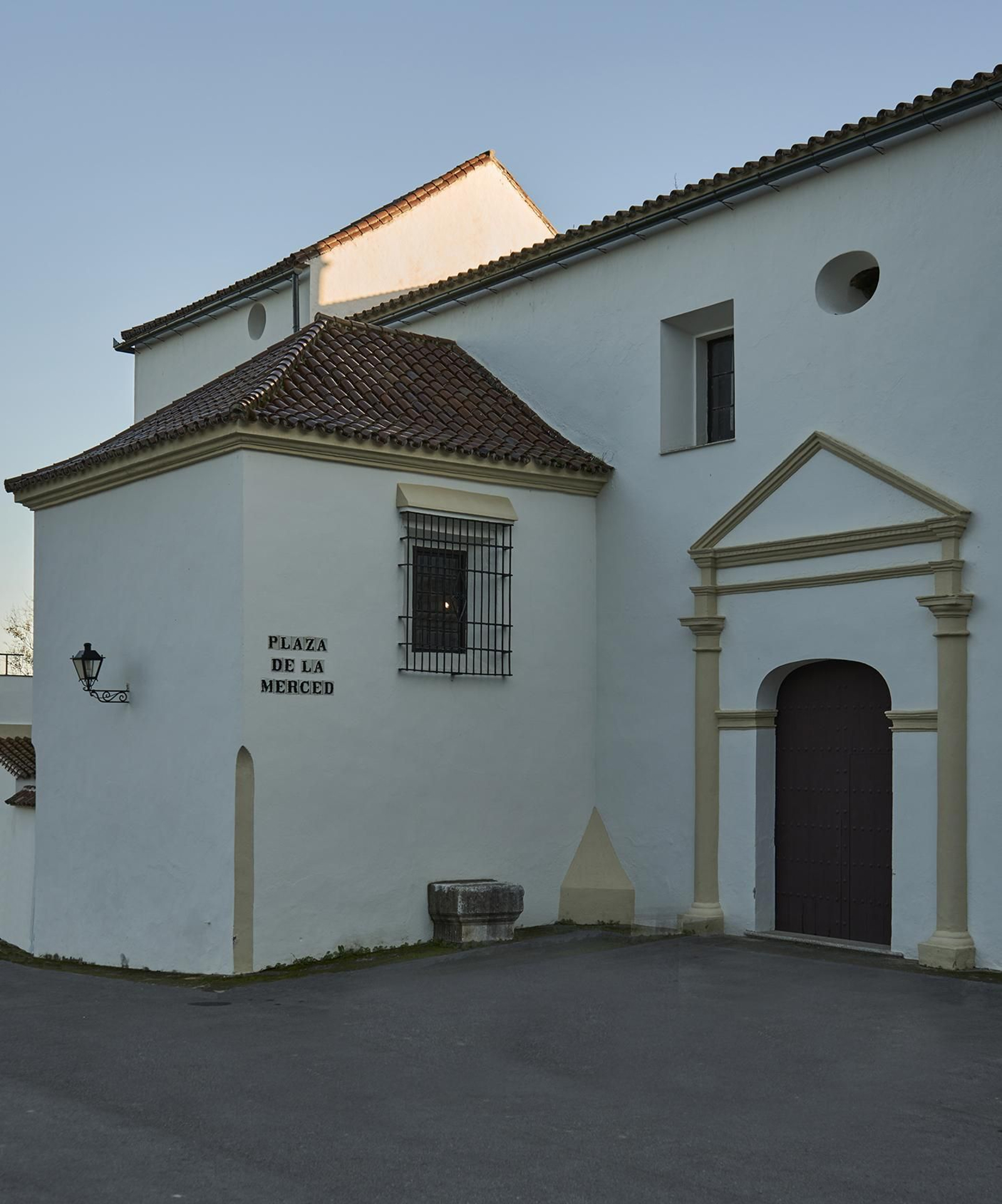 Capilla del Santo Cristo, que antes fue parte de la ermita de Nª Sª de los Reyes.