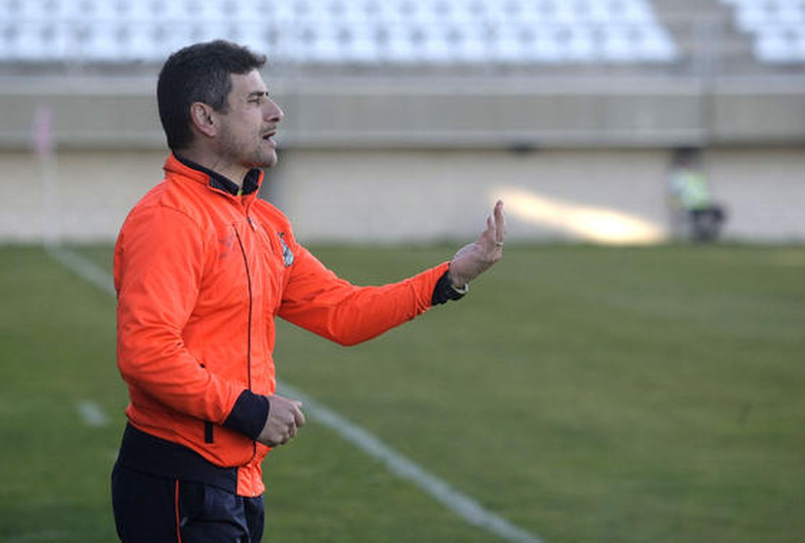 El Algeciras, que sólo logró empatar ante el Puerto Real en un ambiente enrarecido, continúa cuarto en la clasificación./Fotos:Erasmo Fenoy 

Foto: Erasmo Fenoy
