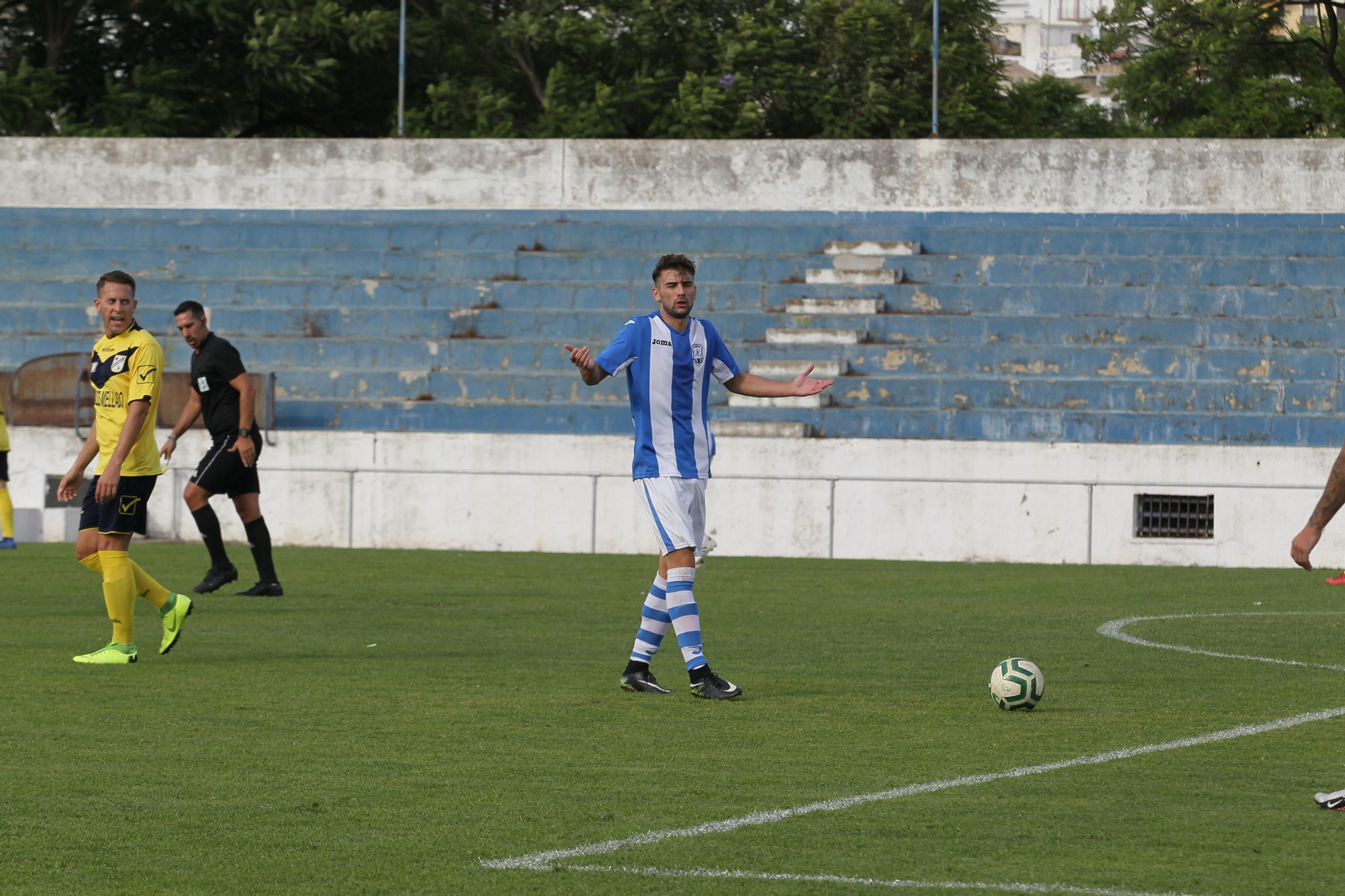 Alberto Gil también continuará la próxima temporada en el Jerez Industrial.
